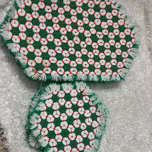 Vintage handmade Christmas placemats and hot pads